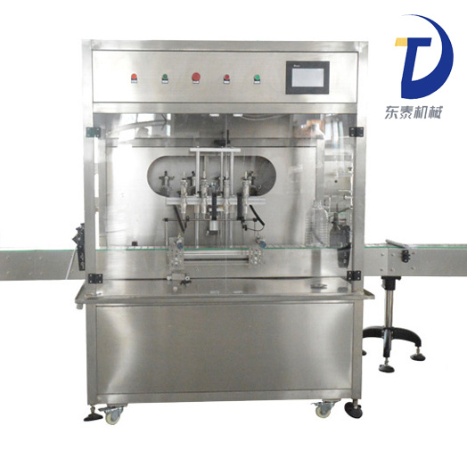 食用油灌裝機(jī)獨(dú)自挑起了重?fù)?dān)，是不是把你嚇到了！