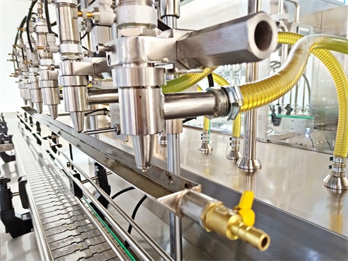 這款半自動食用油灌裝機，懂你的小期待