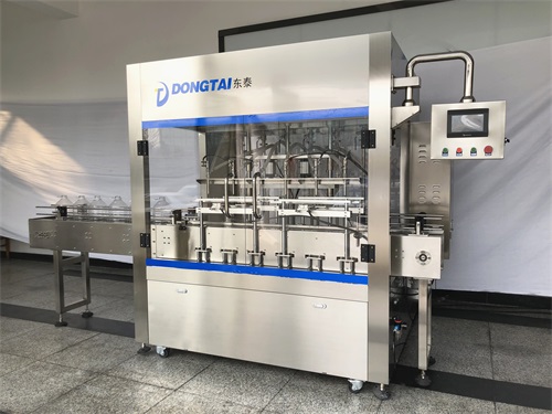 寒冷冬季該怎么保養(yǎng)自己的食用油灌裝機(jī)，看這里