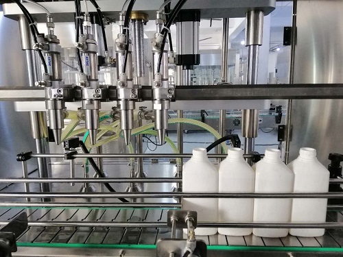 食用油灌裝機(jī)屢次調(diào)試不見好轉(zhuǎn)？那是因?yàn)槟銢]有盤對(duì)他